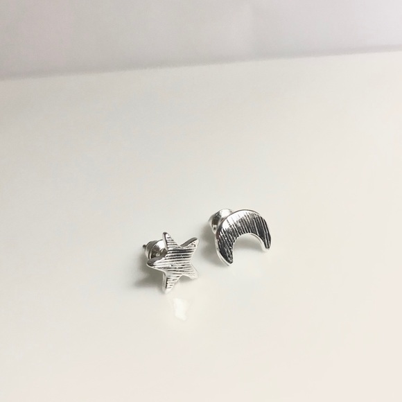 “Celestial Duo” Moon Star Stud Simple Cute Earring - Picture 4 of 8